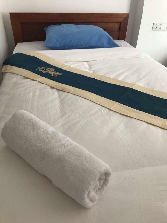 Latinos Hostel シェムリアップ エクステリア 写真